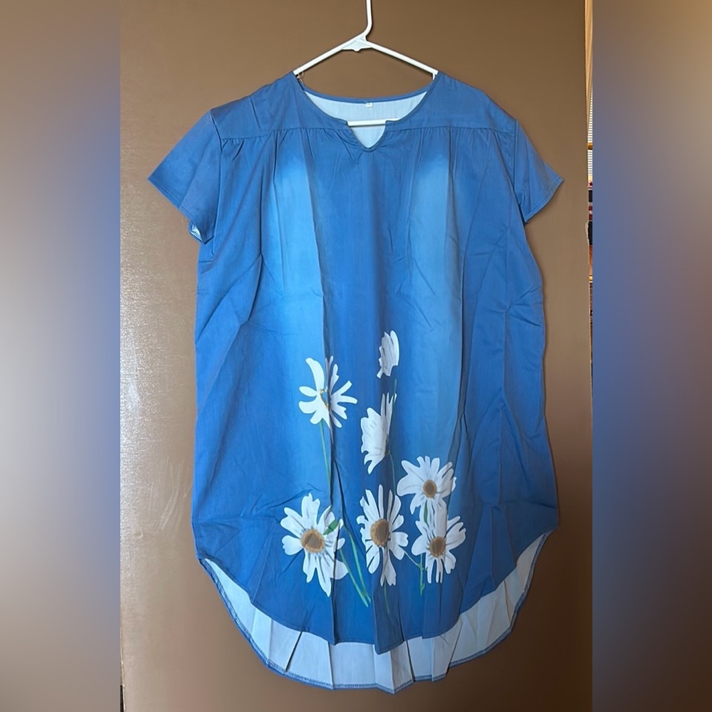 Floral blue dress